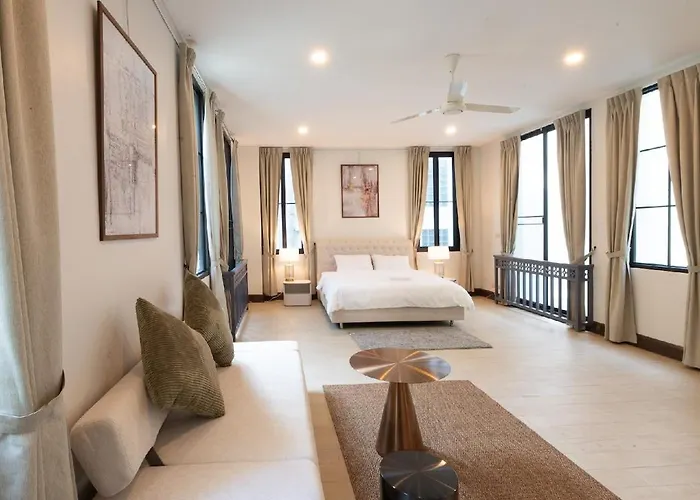 Sukumvit Pool 5br 5-7min-walk To Thonglor Sky Train *
