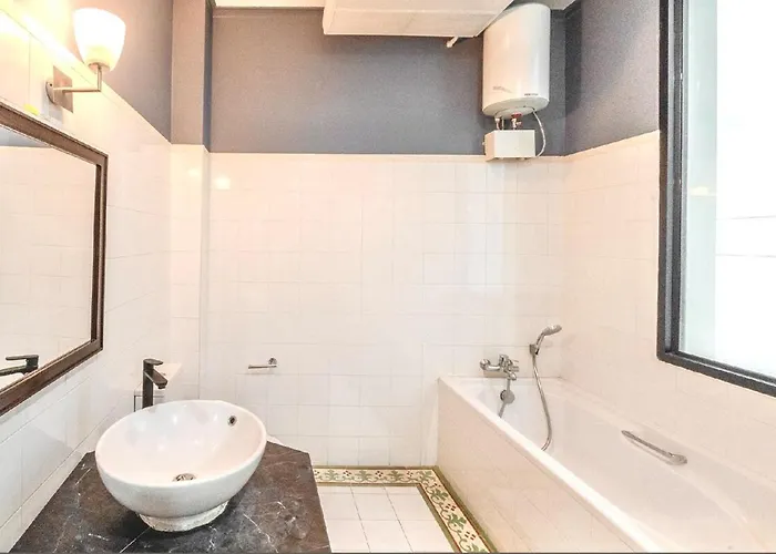 Apartamento Sukumvit Pool 5br 5-7min-walk To Thonglor Sky Train *