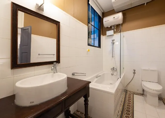 Sukumvit Pool 5br 5-7min-walk To Thonglor Sky Train Apartamento