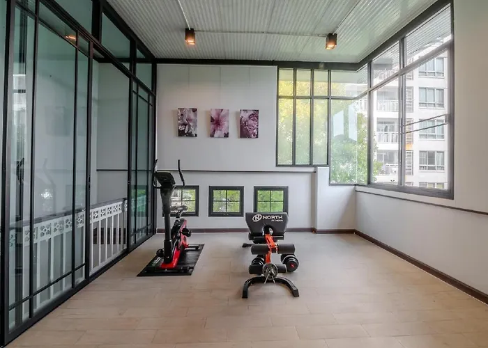 Sukumvit Pool 5br 5-7min-walk To Thonglor Sky Train