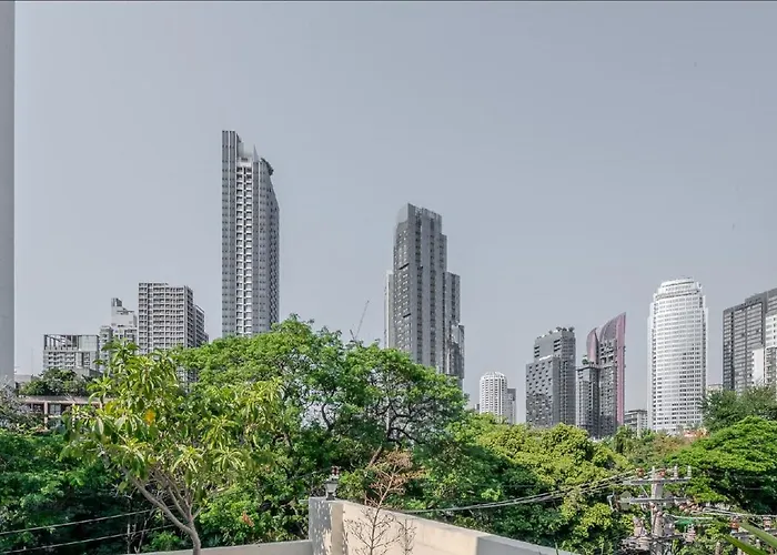 Sukumvit Pool 5br 5-7min-walk To Thonglor Sky Train Apartamento *
