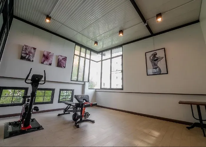 Apartamento Sukumvit Pool 5br 5-7min-walk To Thonglor Sky Train Bangkok